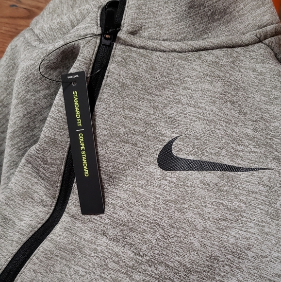 SOLD OUT NIKE THERMA DRI FIT Jacket Sweatshirt - Picture 4 of 6